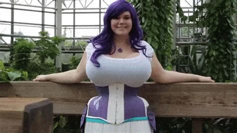 tits gifs|Popular Big Tits Gifs